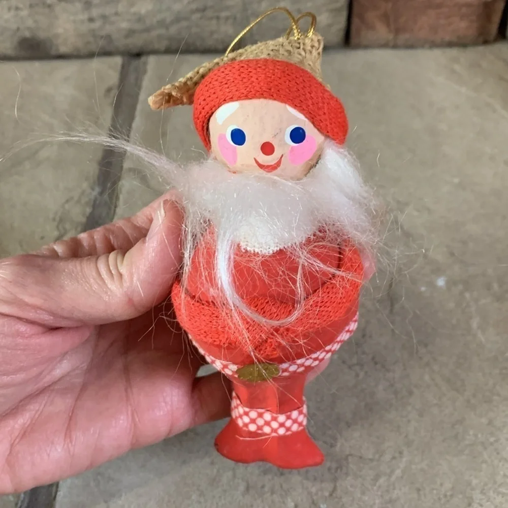 Mr. Christmas ‘69 mr mrs